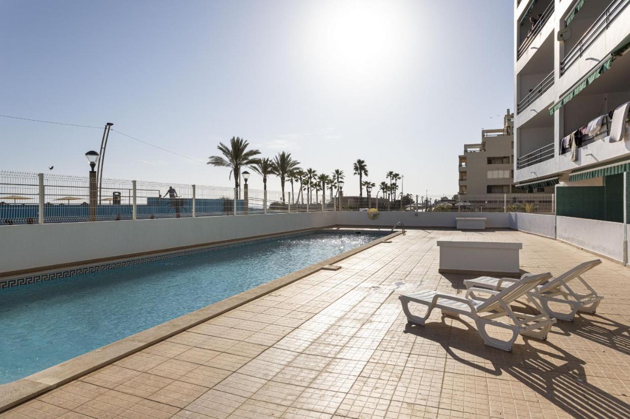 Miral 2 - Beach Front Apartment With Pool クアルテイラ エクステリア 写真